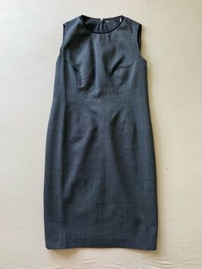 Elie Tahari tailored wool sheath dress